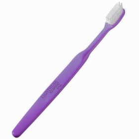 Elgydium Clinic Semi-Hard 25/100 Μέτρια Κλινική Οδοντόβουρτσα, Μωβ 1τμχ