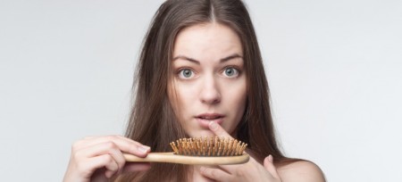 Πώς θα καταπολεμήσουμε την τριχόπτωση!