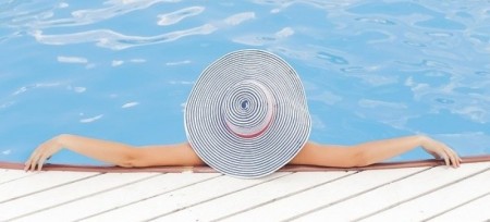 Καλοκαίρι και ουρολοίμωξη: πώς να την αποφύγετε και να την αντιμετωπίσετε