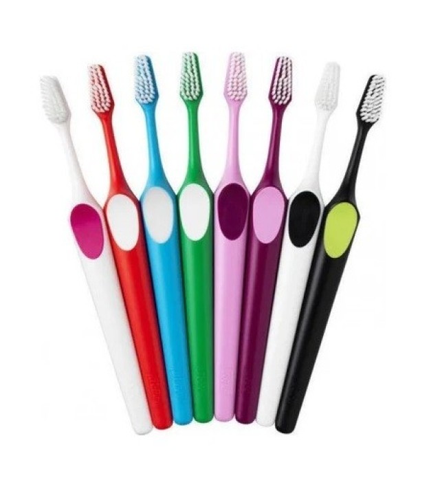 TePe Nova Medium Toothbrush Οδοντόβουρτσα Κίτρινη 1τμχ